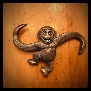 EUC Barrel of Monkeys belt buckle.